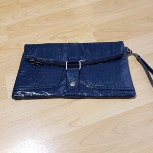 ROXY clutch/wristlet 
